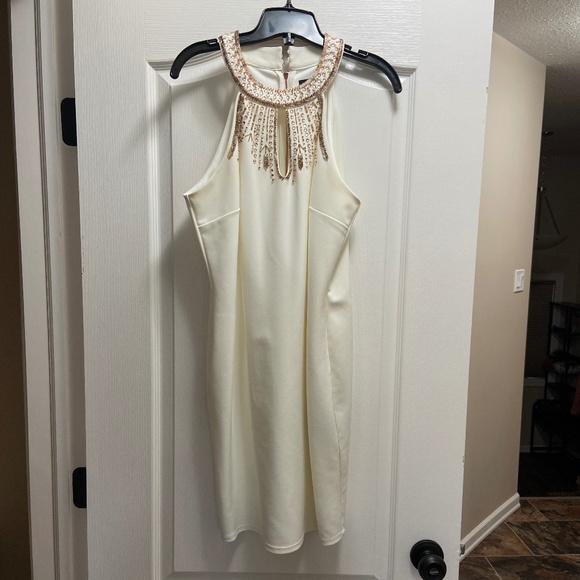 Le Chateau Ivory Beaded Halter Dress - Size M | Elegant Cocktail Style - Picture 1 of 2